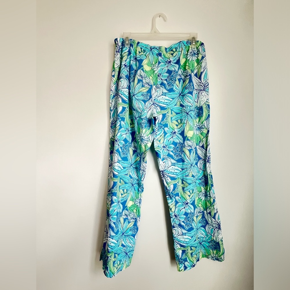 LILLY PULITZER  2 pc floral pajama set. - Picture 9 of 10
